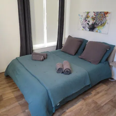 Apartment La Lauzeta
